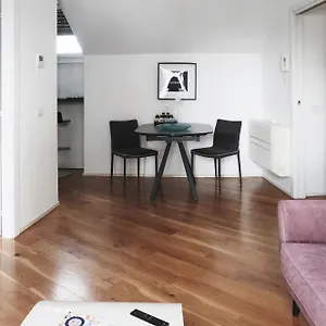  Appartamento Comecasa Prestigioso Attico In Duomo - San Babila Italia
